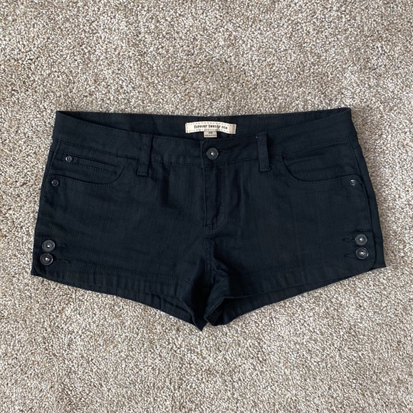 Forever 21 Black Denim Shorts - Picture 1 of 12